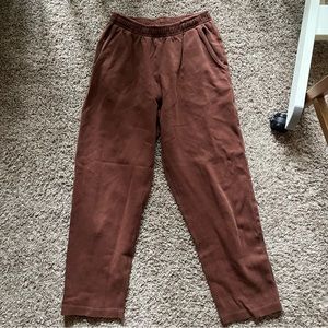 Brown big bud press easy pants in size small